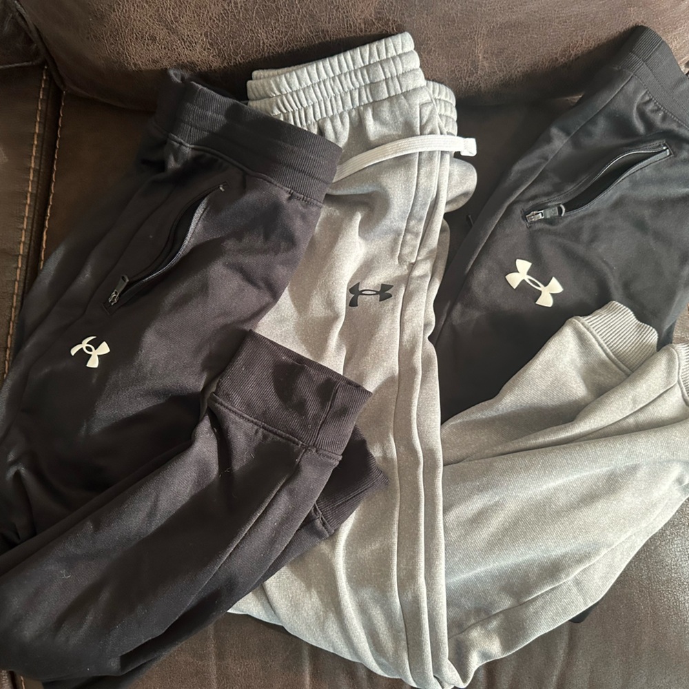 Youth medium boys joggers